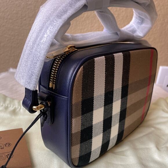 Burberry check print Crossbody bag brand new tag small - Picture 2 of 6